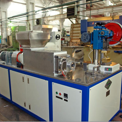 Machine automatique de découpe et d'emboutissage du savon pour le petit système de fabrication de savon de salle de bains