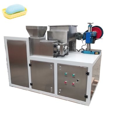 Machine à faire du savon à trois rouleaux de 150 mm pour la production à petite échelle