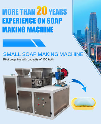 100 kg/h Capacité machine de fabrication de savon en acier inoxydable pour la ligne de production de savon de bain