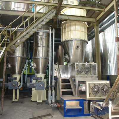 Machine de fabrication de nouilles de savon complète multifonctionnelle avec système de séchage sous vide
