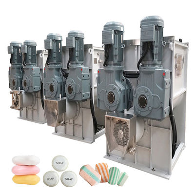 Noodles de savon de précision mélangées avec une machine à mélanger le savon et un chauffage électrique/à vapeur