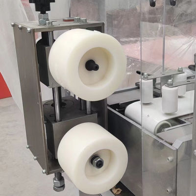 2.9kw machine à découper le savon pour la ligne de finition du savon 1500KG capacité